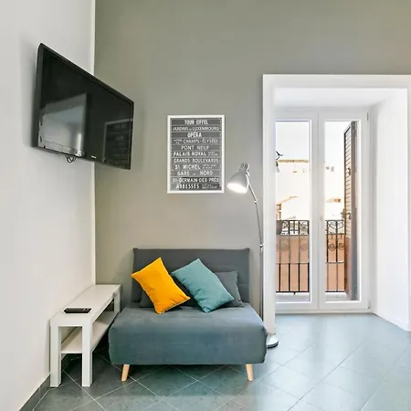 Appartement Guesthost - Stylish Flat Maqueda